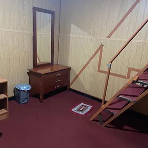 New Happy Inn
